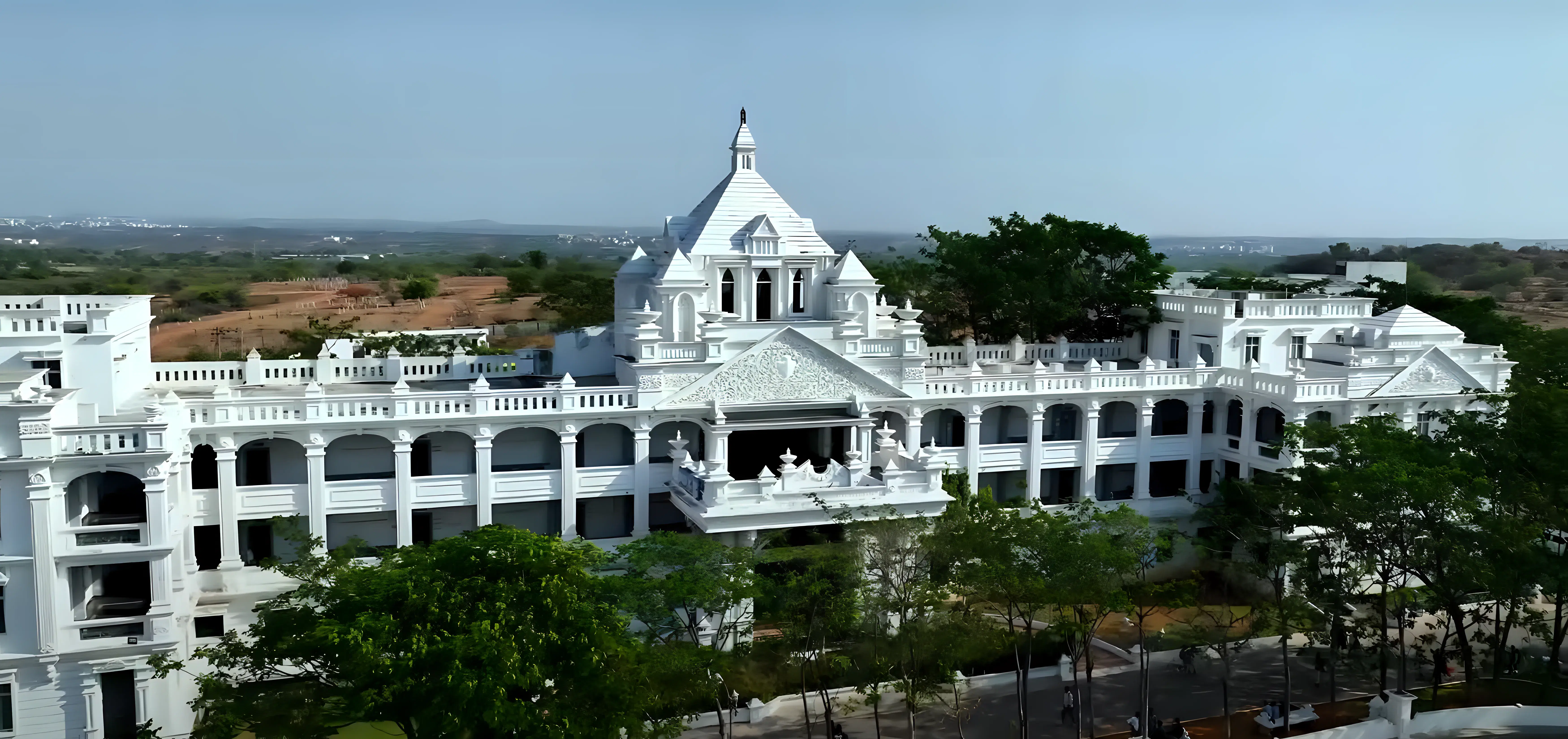 AVNIET campus photo 5